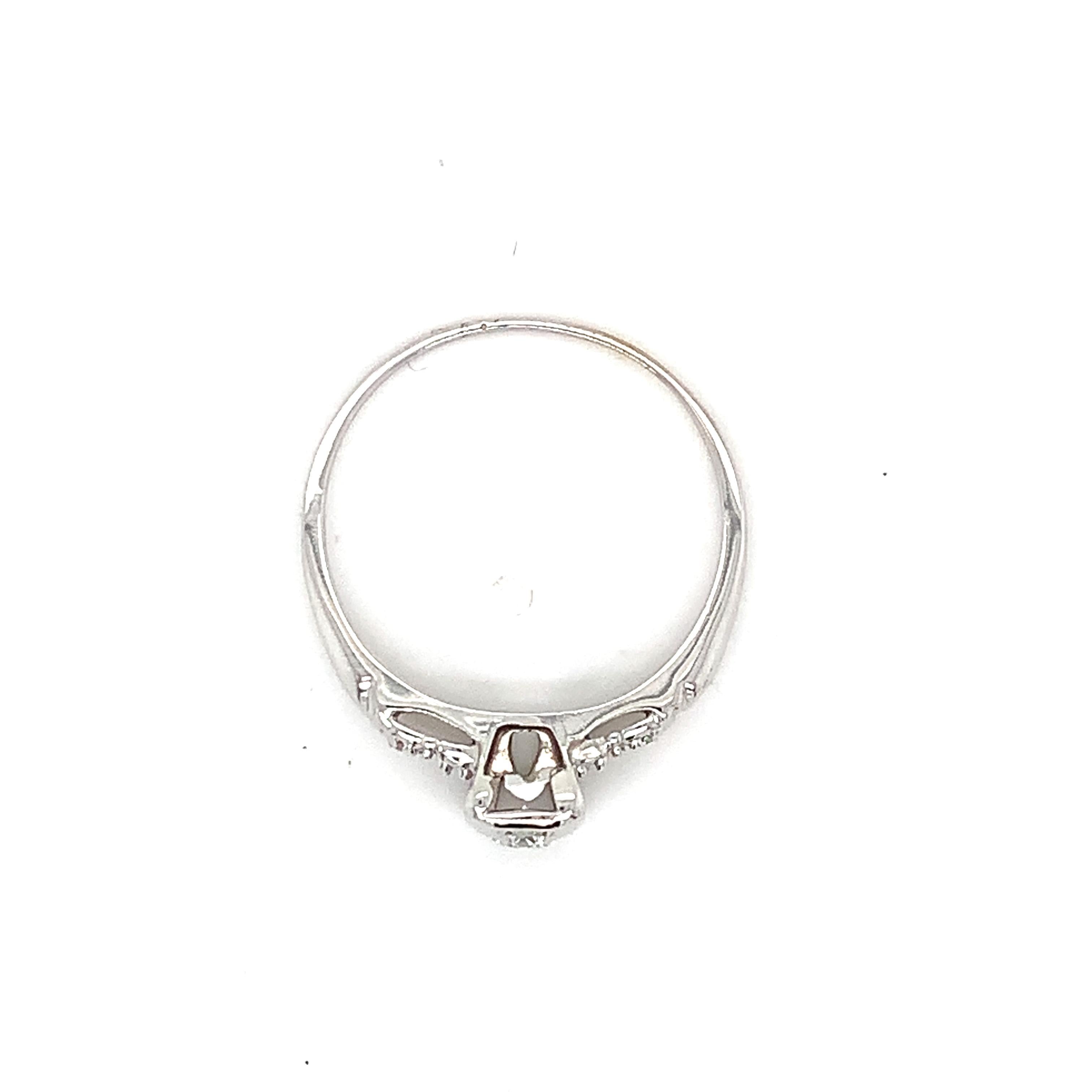 Vintage 14k White Gold Round Diamond 3 Stone Engagement Ring Size 7.5