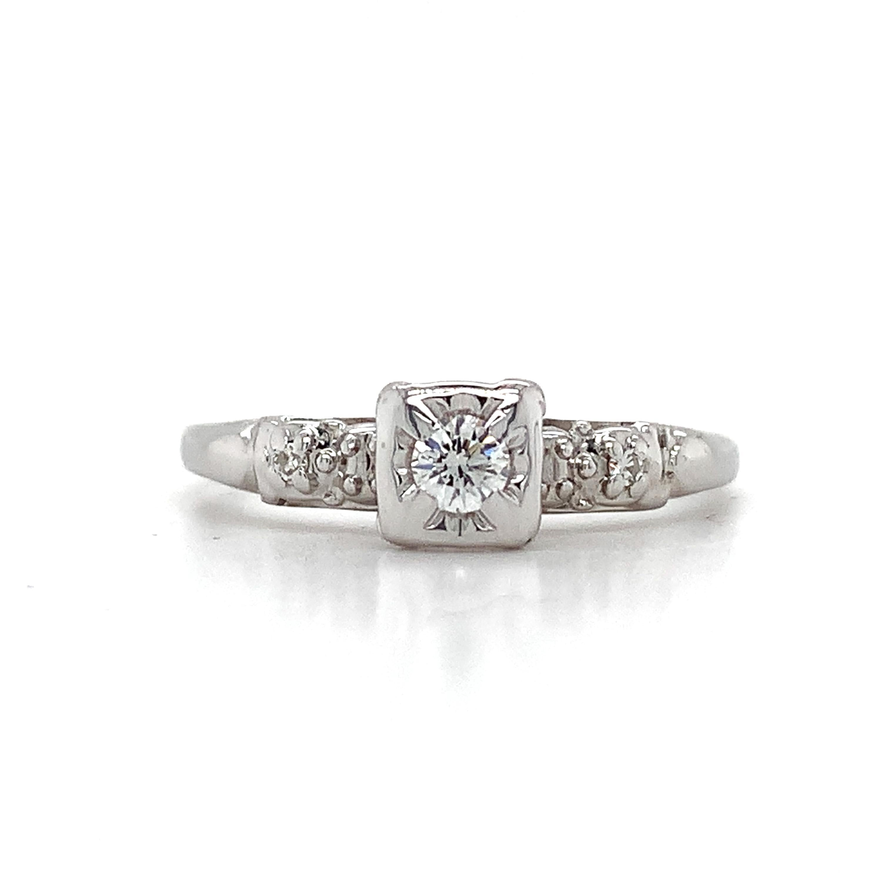 Vintage 14k White Gold Round Diamond 3 Stone Engagement Ring Size 7.5
