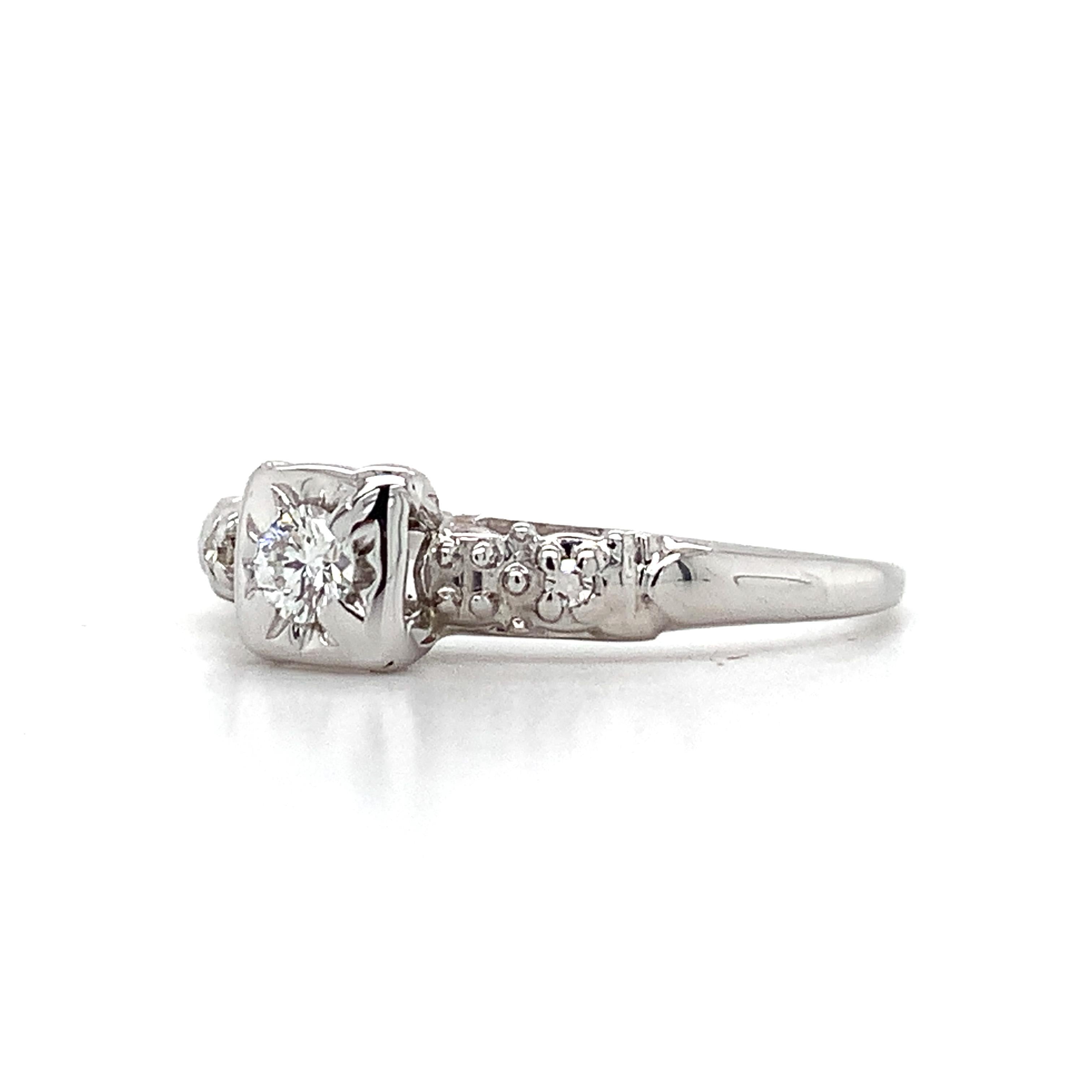 Vintage 14k White Gold Round Diamond 3 Stone Engagement Ring Size 7.5