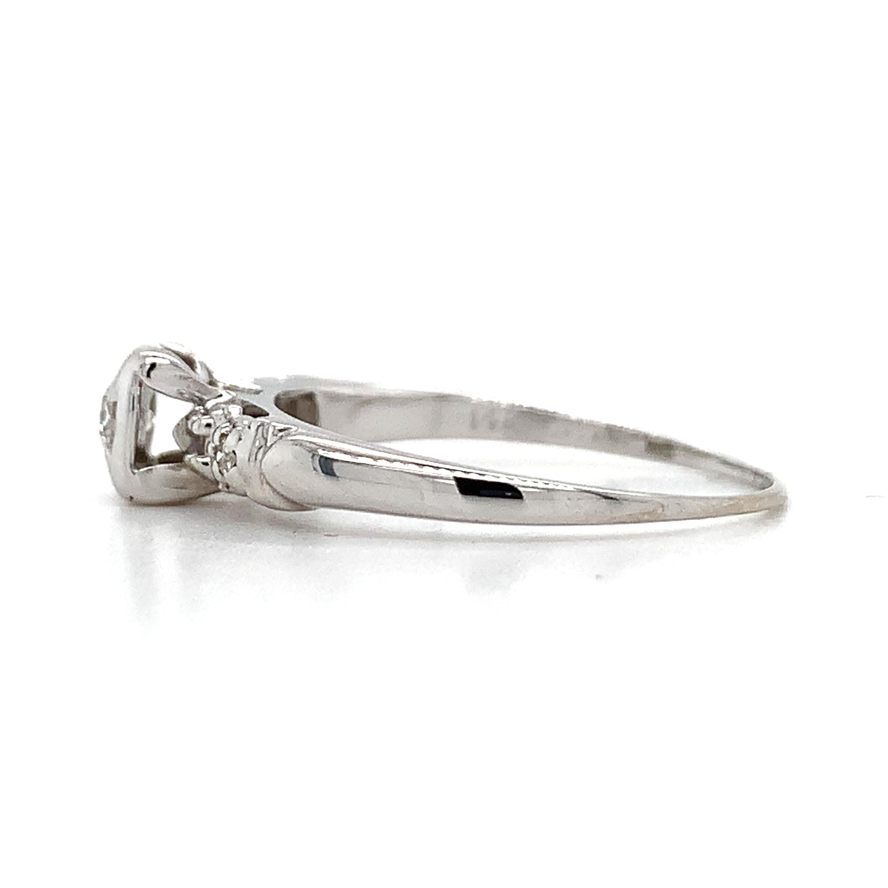 Vintage 14k White Gold Round Diamond 3 Stone Engagement Ring Size 7.5