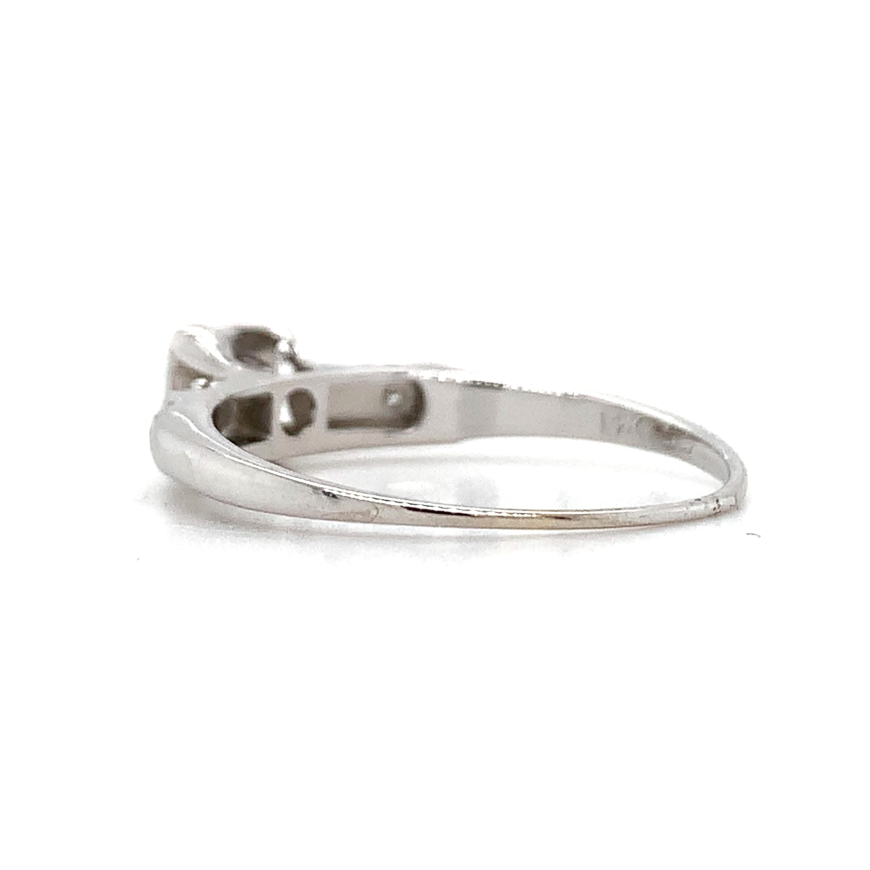 Vintage 14k White Gold Round Diamond 3 Stone Engagement Ring Size 7.5