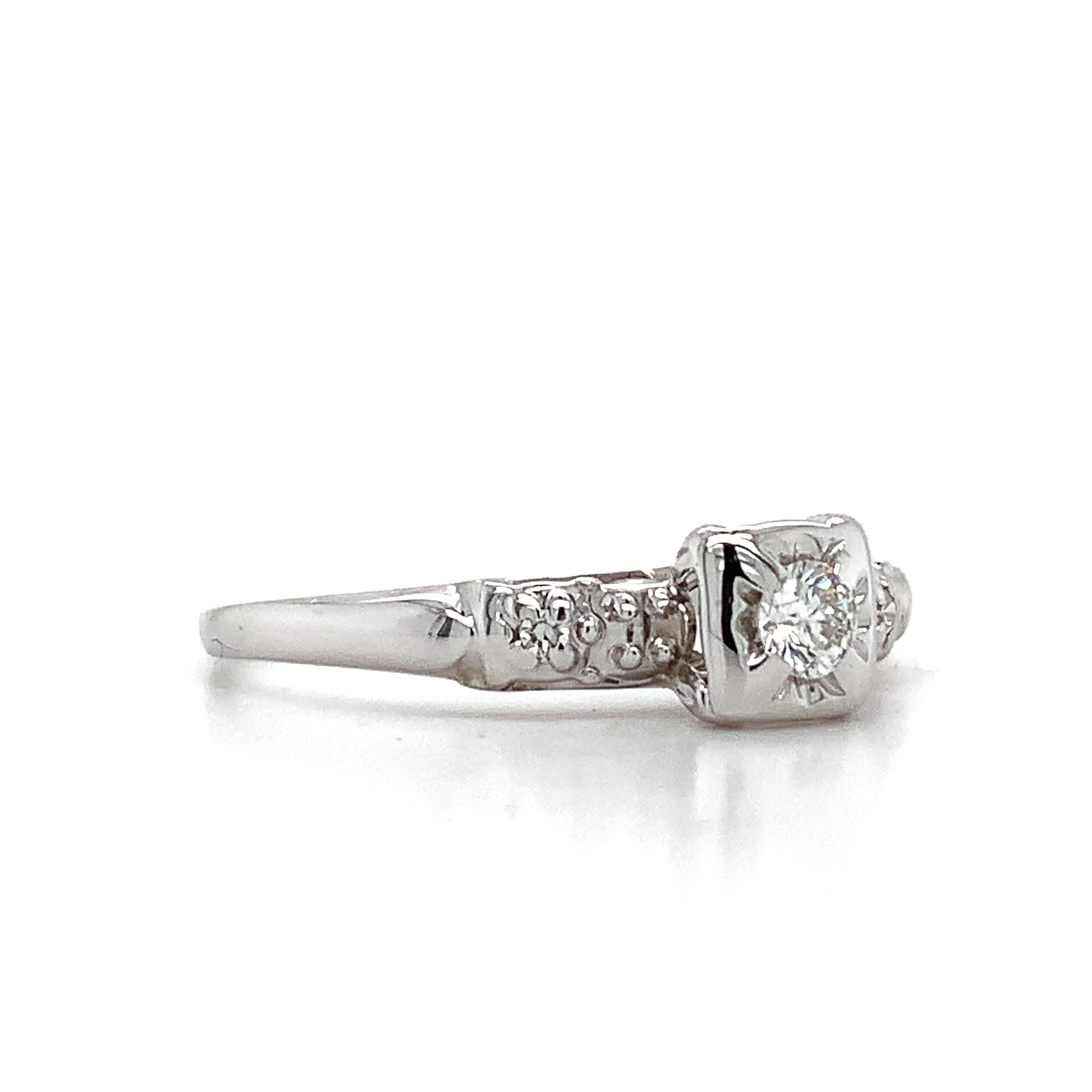 Vintage 14k White Gold Round Diamond 3 Stone Engagement Ring Size 7.5