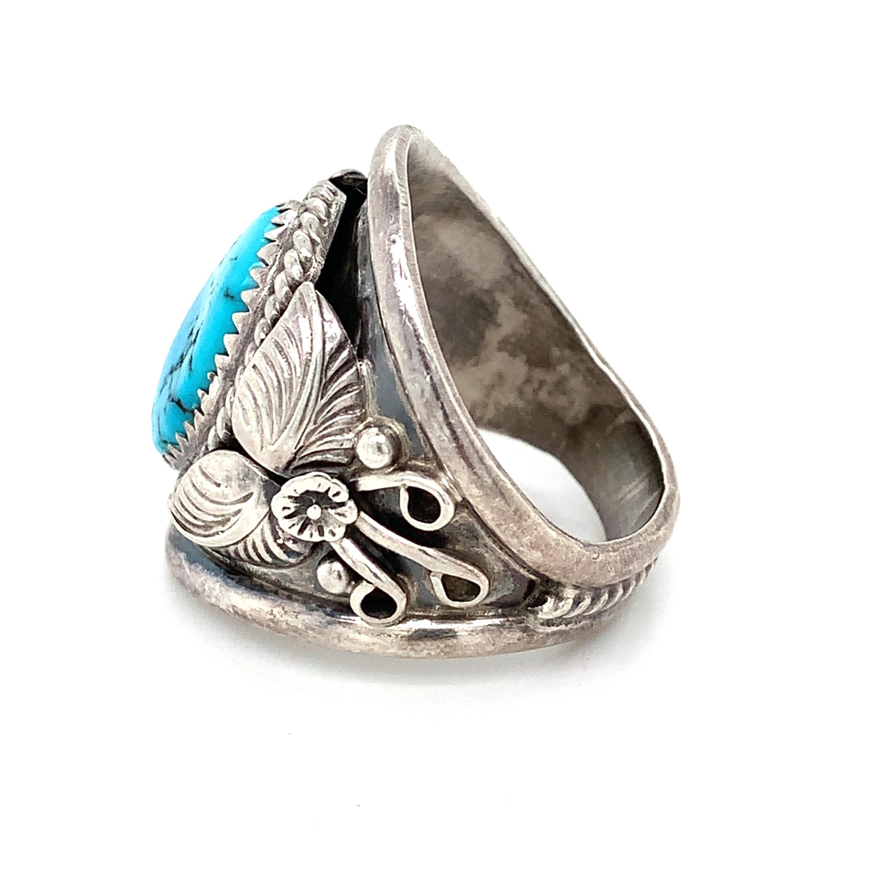 Vintage Sterling Silver Sculpted Bezel Oval Turquoise Navajo Ring