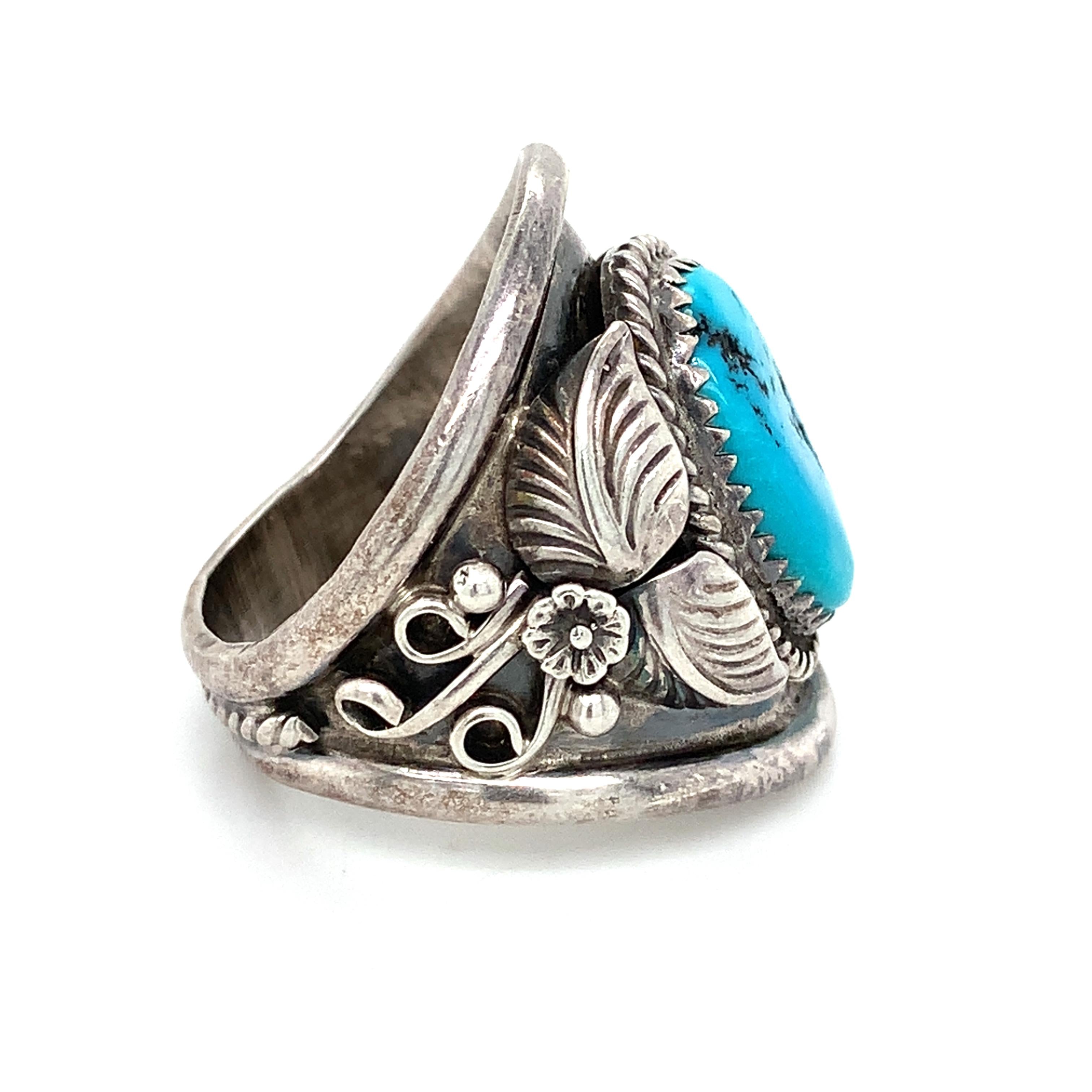 Vintage Sterling Silver Sculpted Bezel Oval Turquoise Navajo Ring