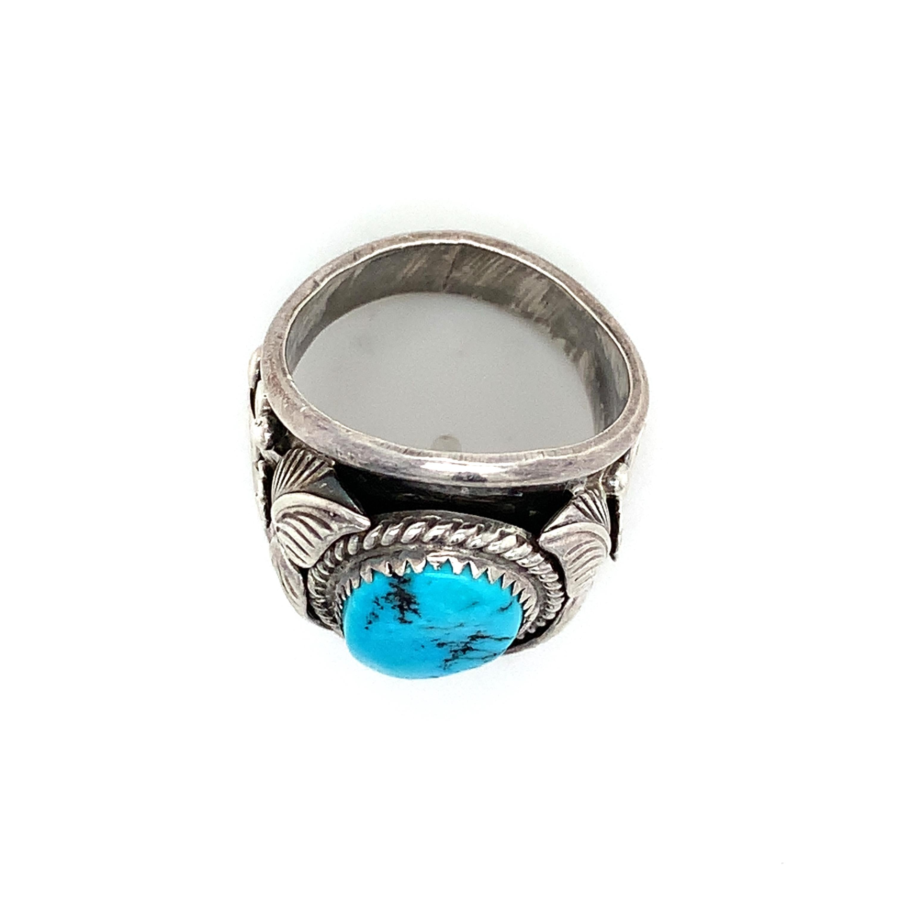 Vintage Sterling Silver Sculpted Bezel Oval Turquoise Navajo Ring