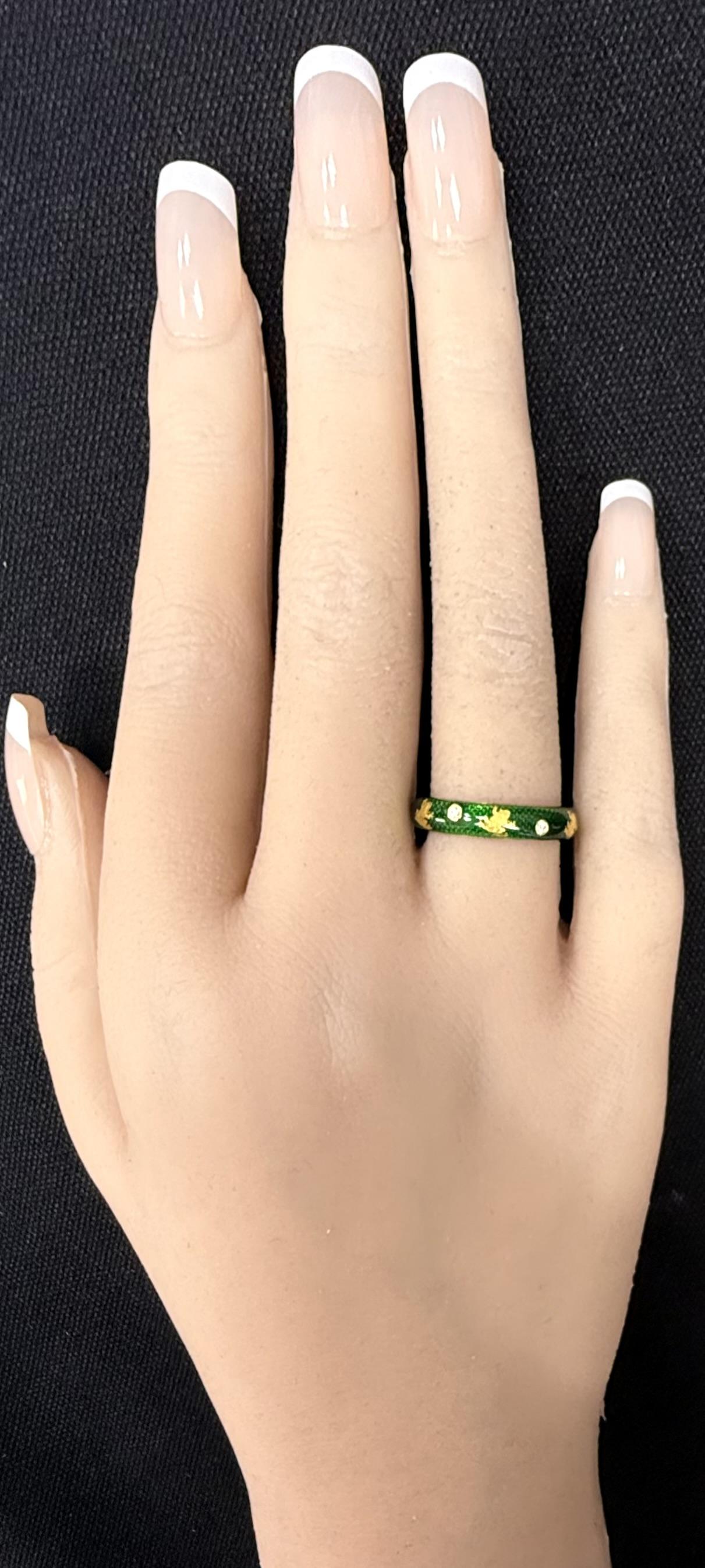 Hidalgo 18K Yellow Gold Green Snakeskin Enamel Bezel Diamond Frog Band Ring
