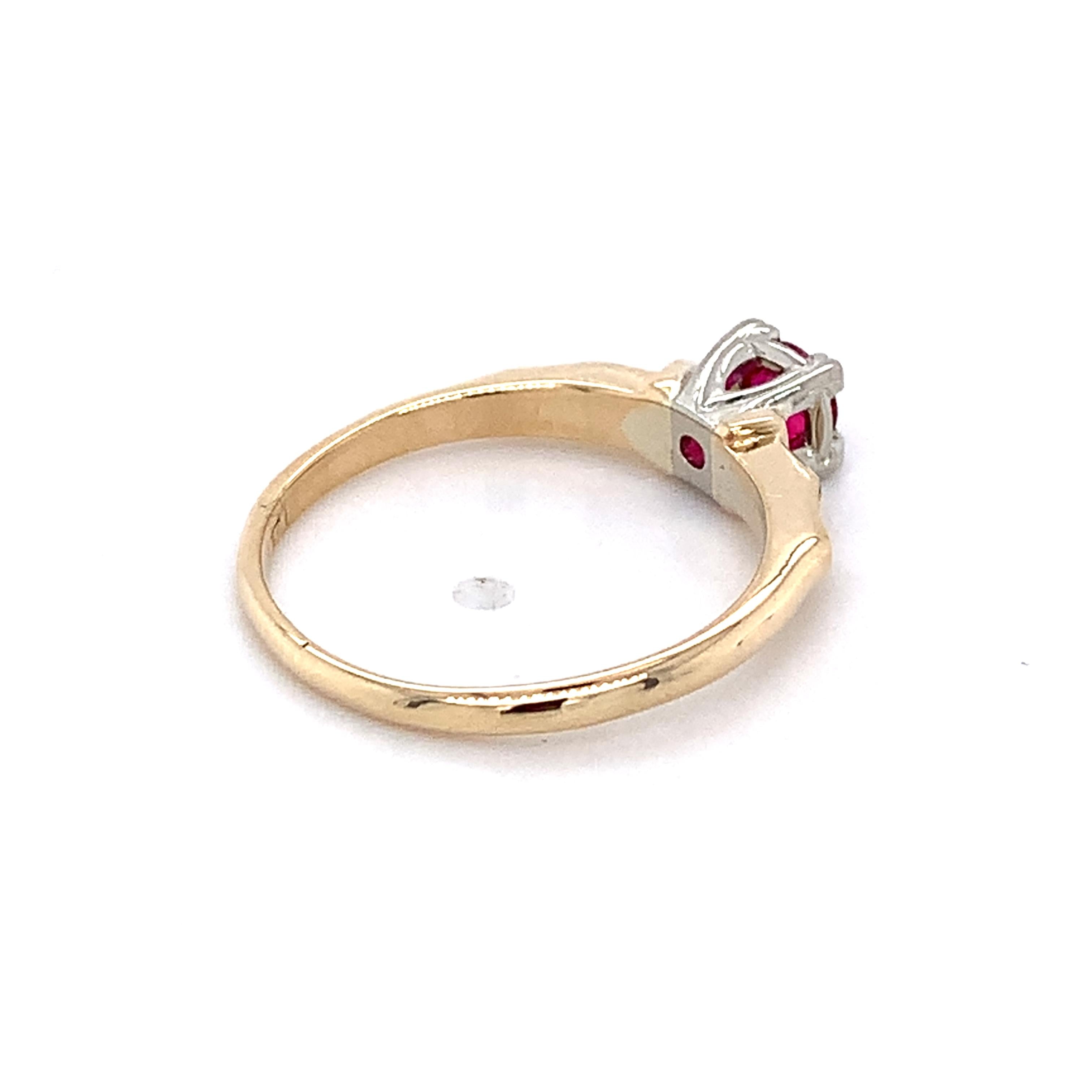 Vintage 14KYellow/White Gold Round Red Center Art Deco Milgrain Solitaire Ring