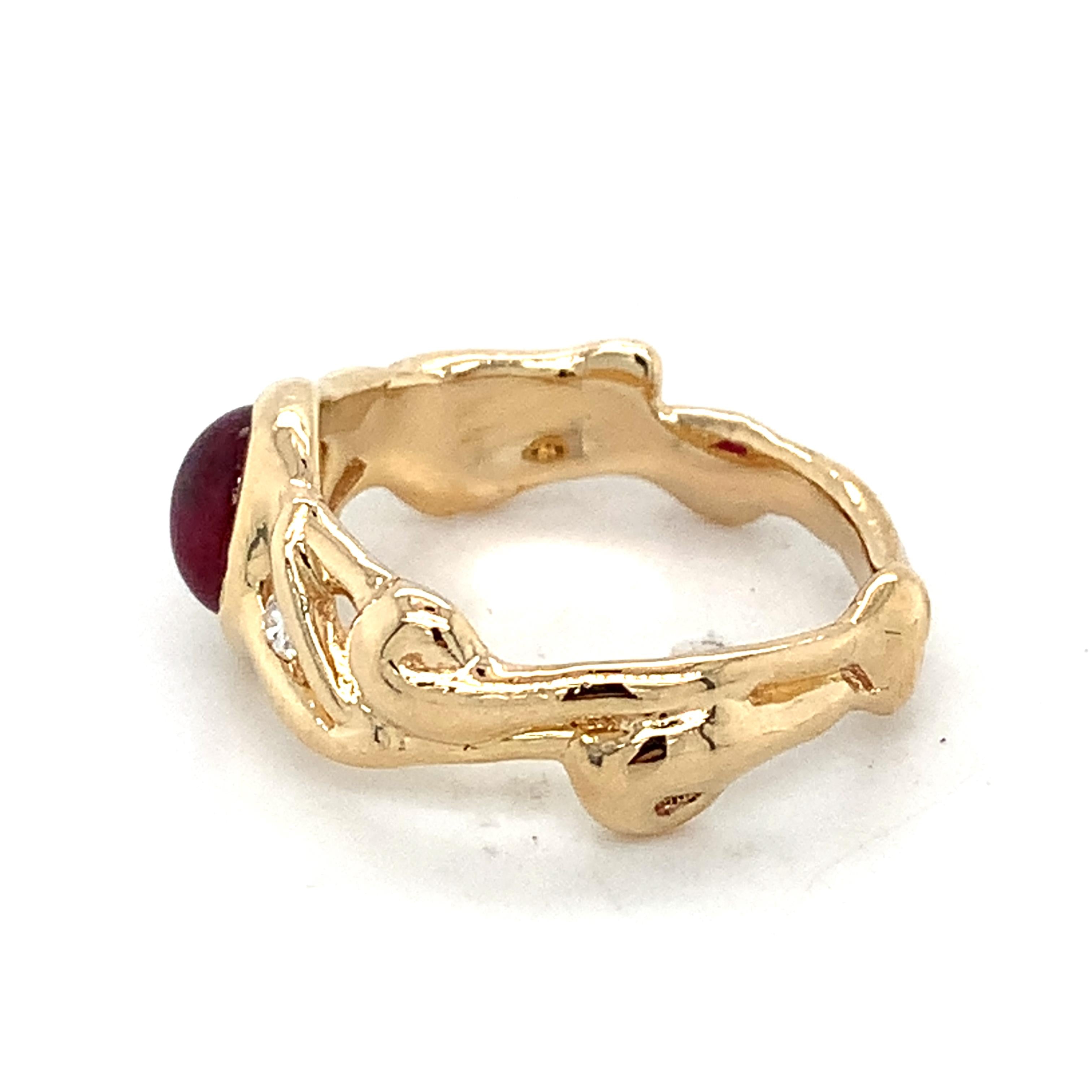 Vintage 14K Yellow Gold Oval Ruby With Diamond Accent Ornate Curved Band Ring