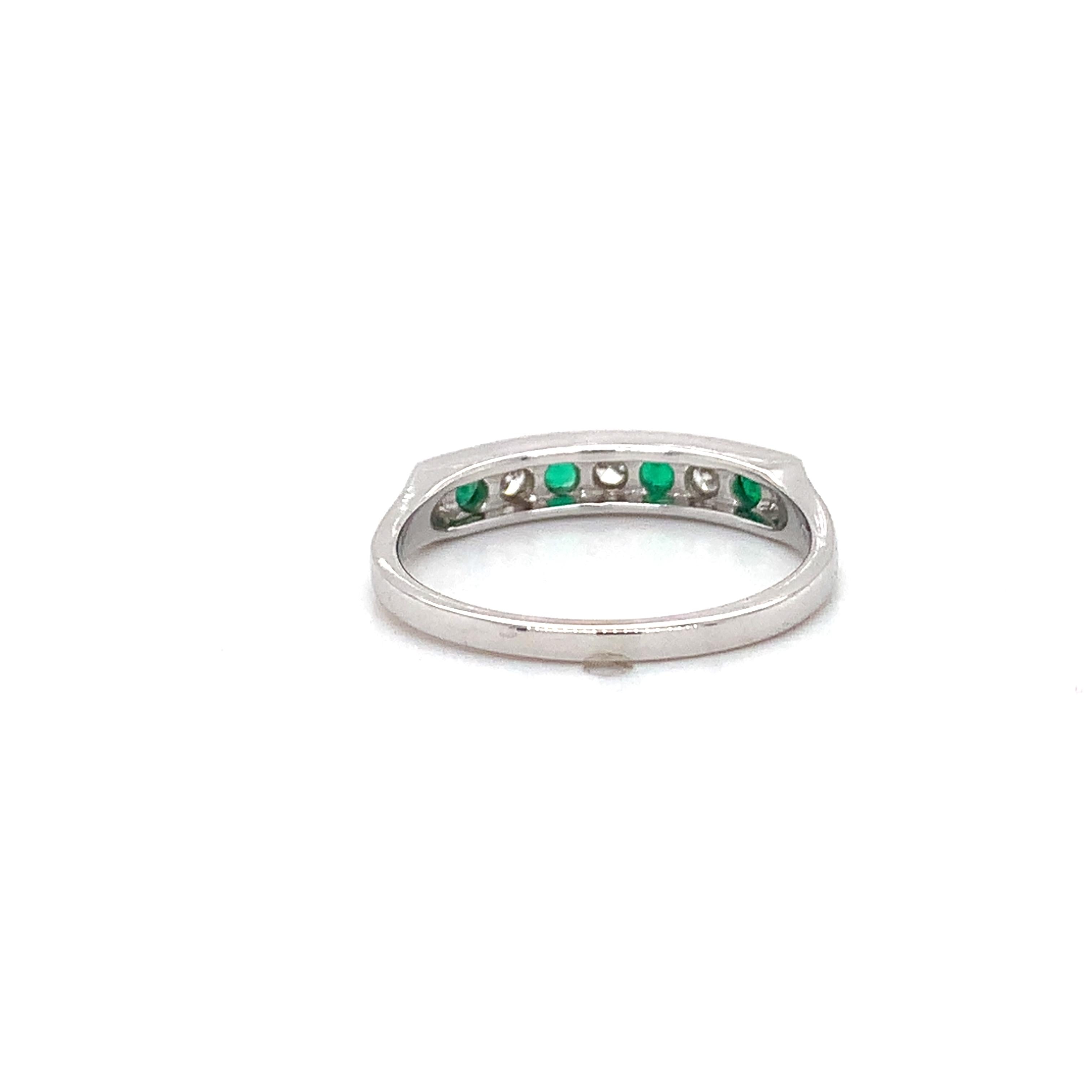 Vintage 18K White Gold Alternating Channel Set Round Emerald & Diamond Ring