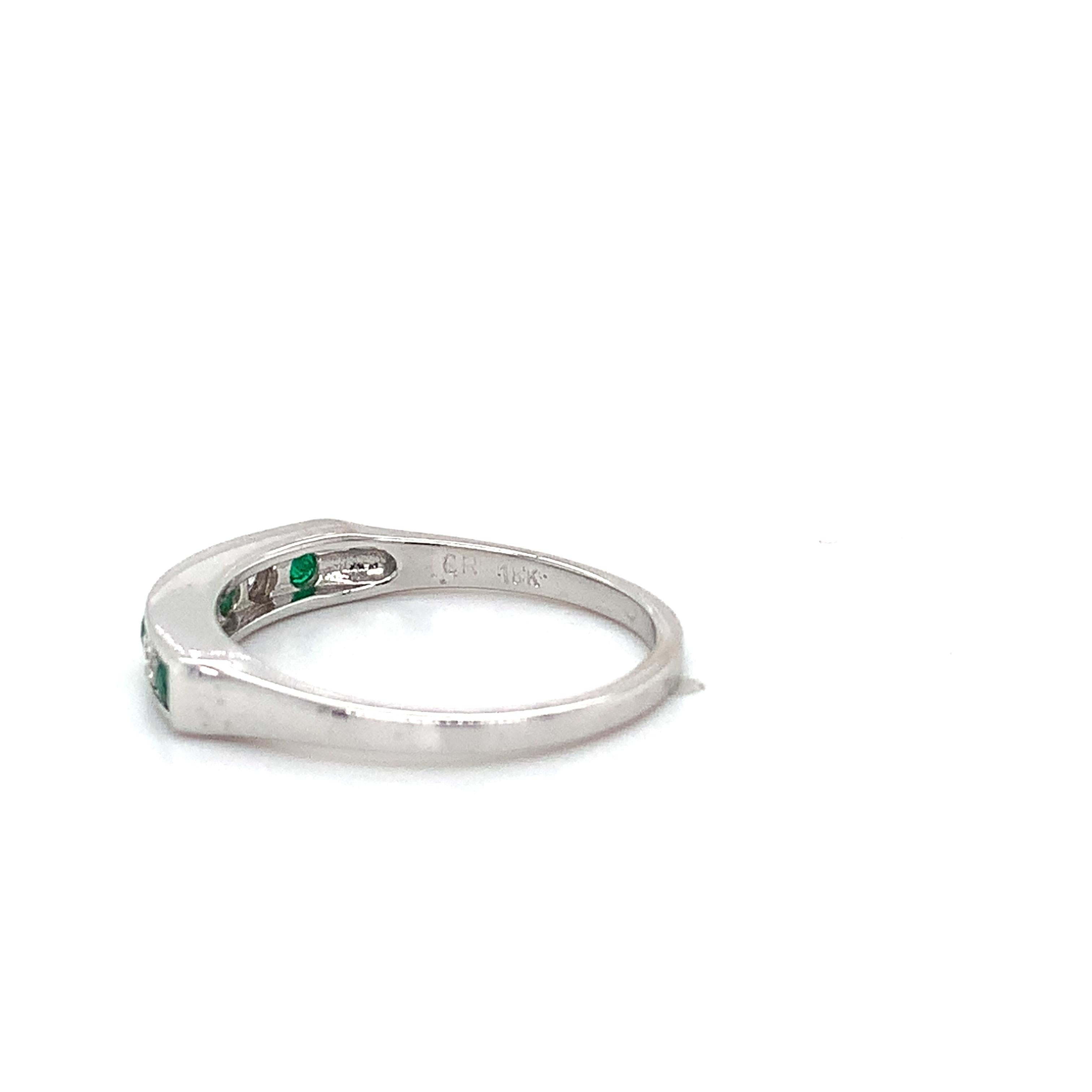 Vintage 18K White Gold Alternating Channel Set Round Emerald & Diamond Ring