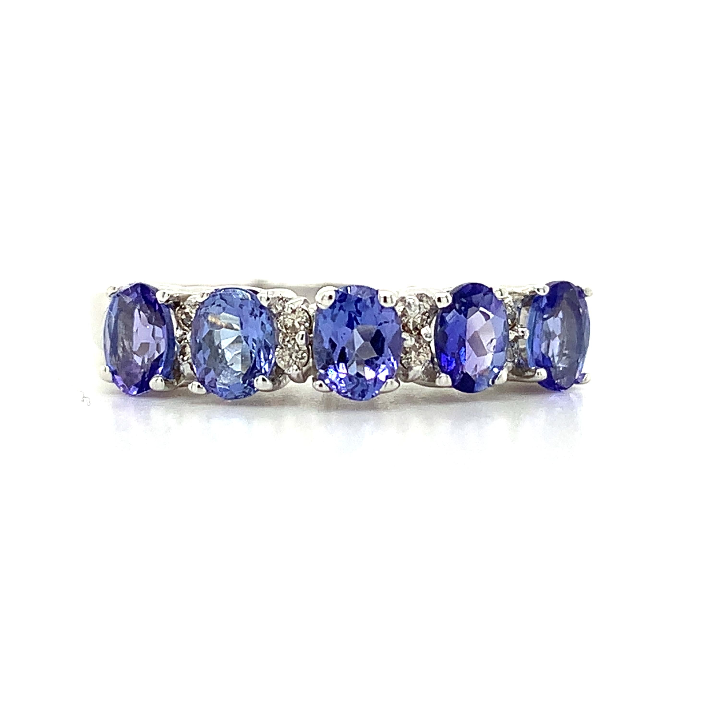 18K White Gold Oval Cut Tanzanite and Diamond Accent Step Up Band Ring