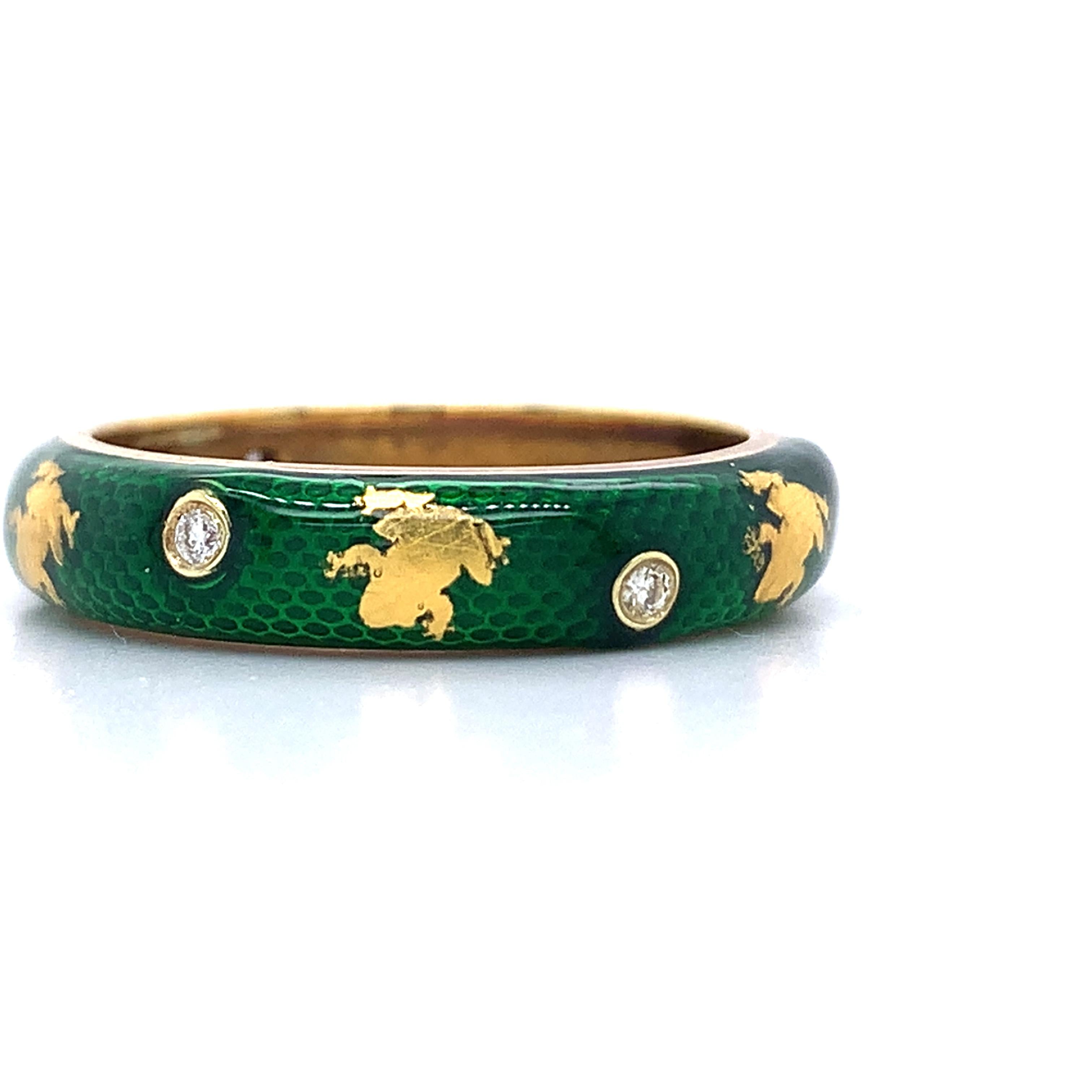 Hidalgo 18K Yellow Gold Green Snakeskin Enamel Bezel Diamond Frog Band Ring
