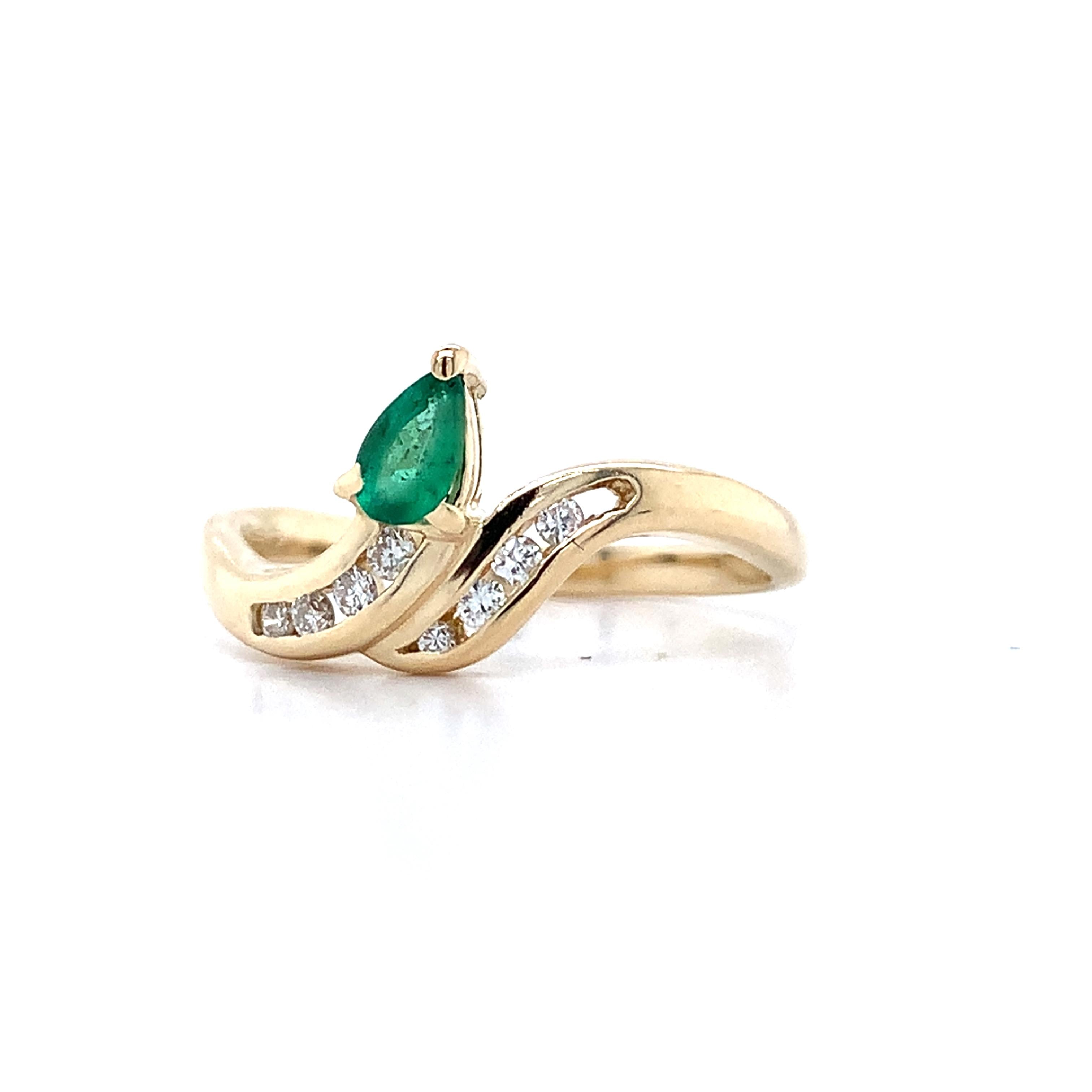 14K Yellow Gold Pear Cut Emerald With Channel Set Accent Diamond Bypass Ring