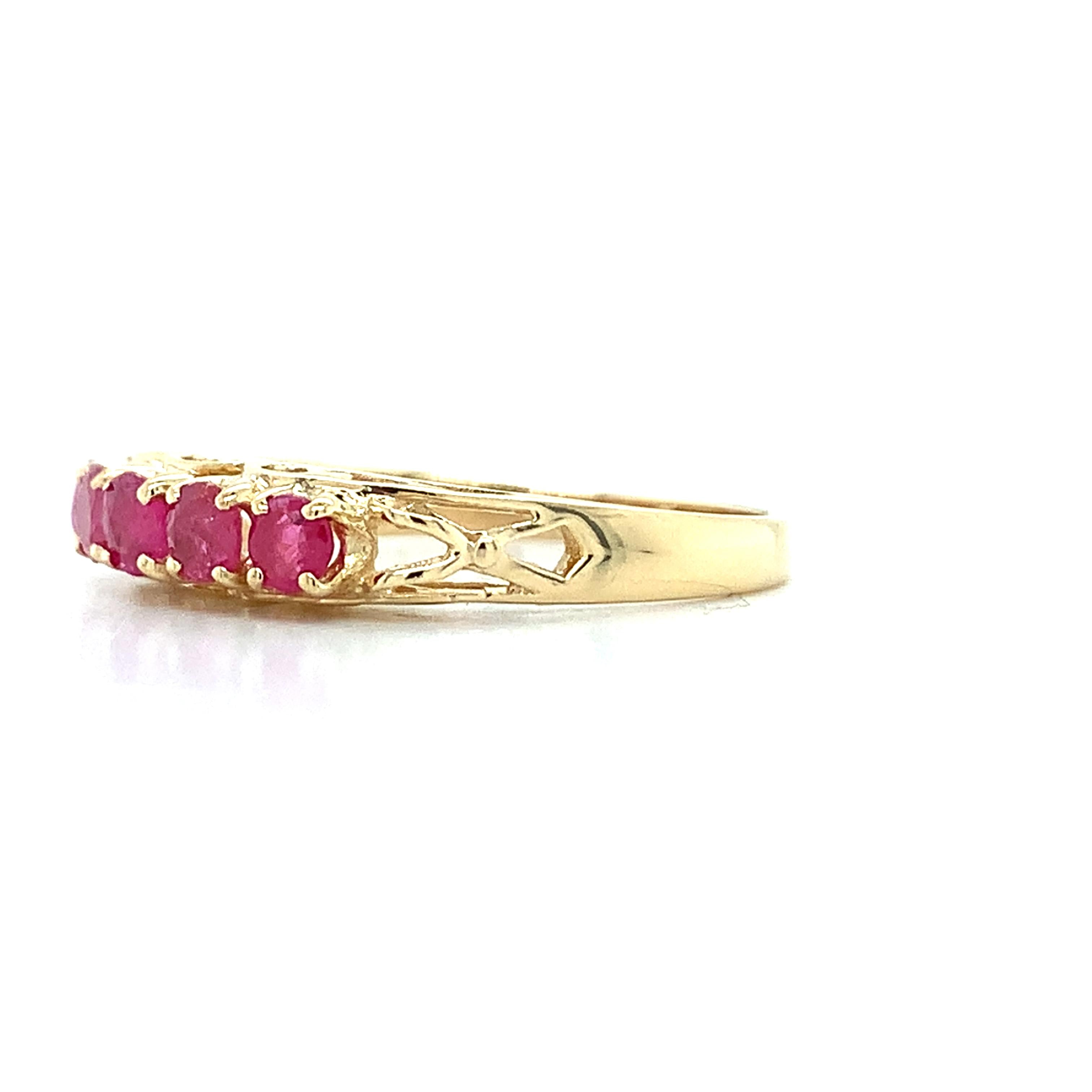 Vintage 14K Yellow Gold High Set Round Shared Prongs Ruby 5 Stone Stackable Band