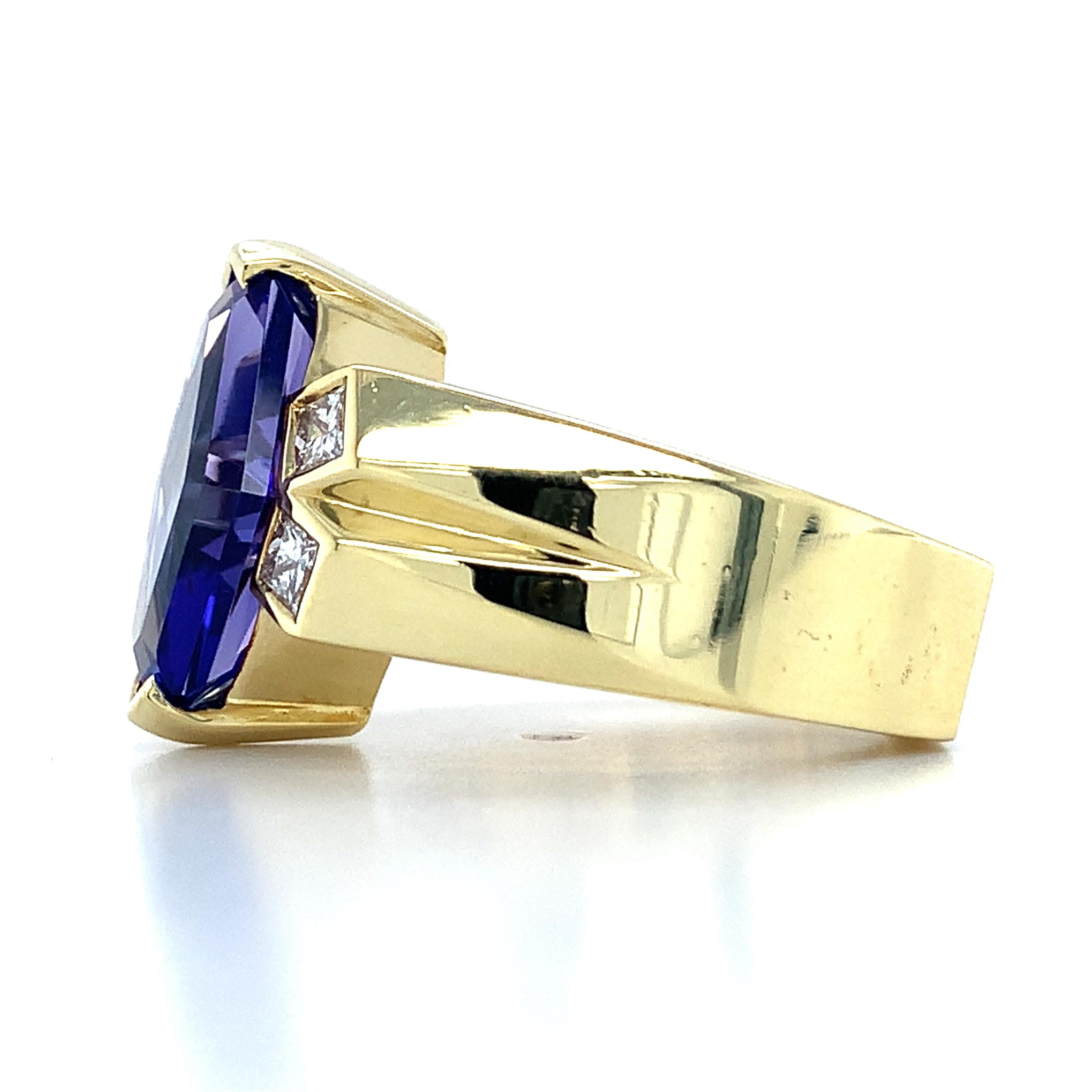 18K Y Gold Lozenge Cut Tanzanite & Princess Cut Diamond Euro Band Cocktail RIng