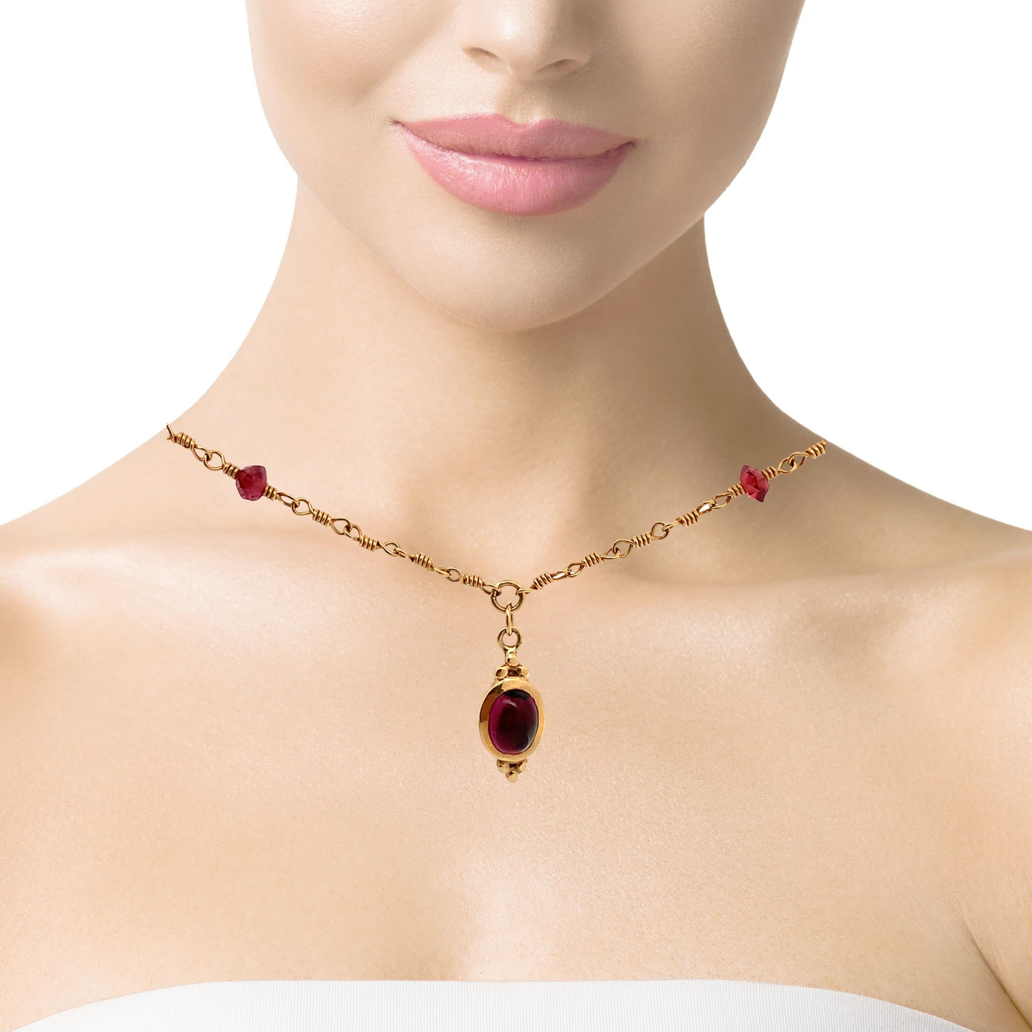 Vintage 14K Yellow Gold Oval Cabochon Garnet W/ 10 Station Beaded Chain Necklace