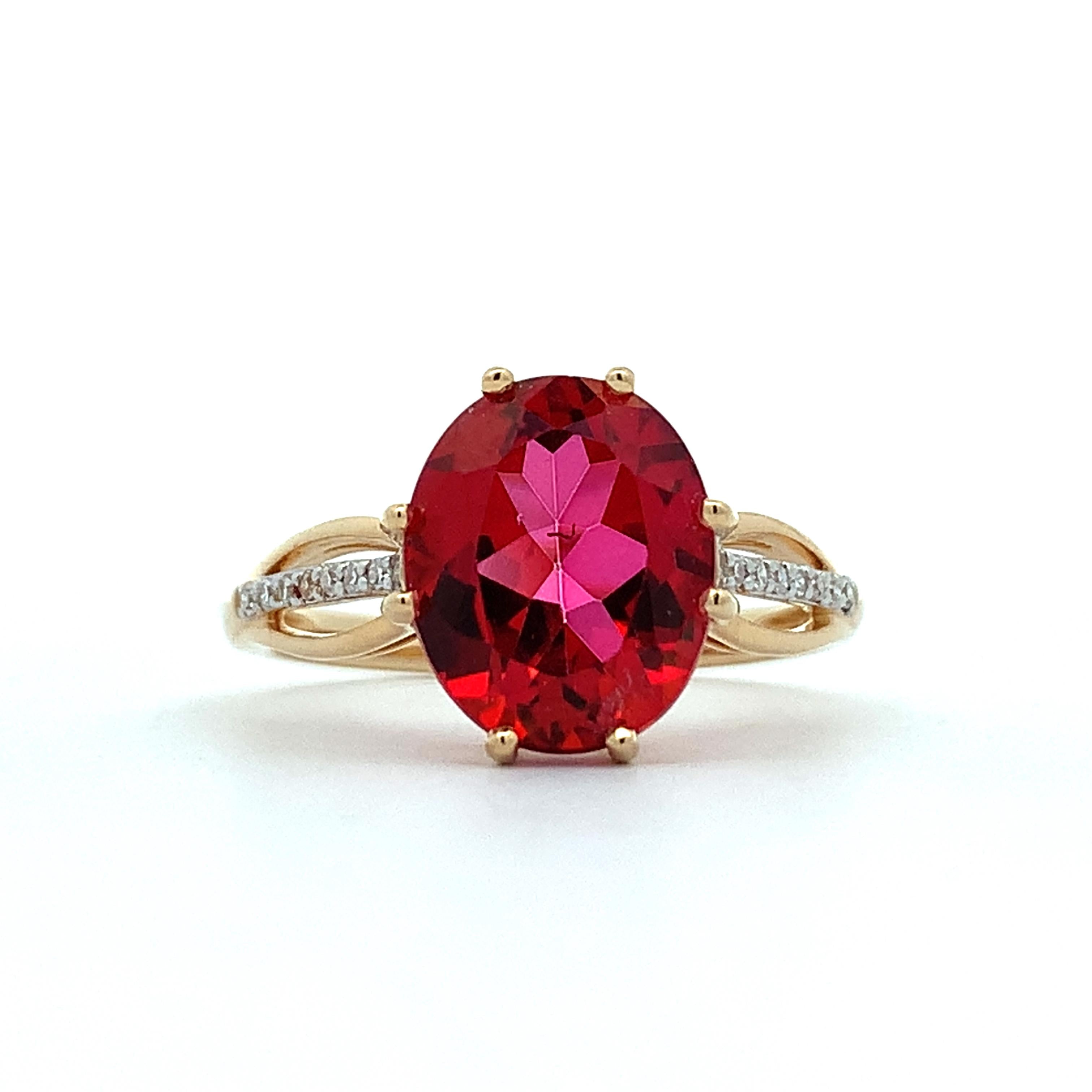 Vintage 14K Yellow Gold Oval Synthetic Red Topaz & Round Diamond Ring Size 7