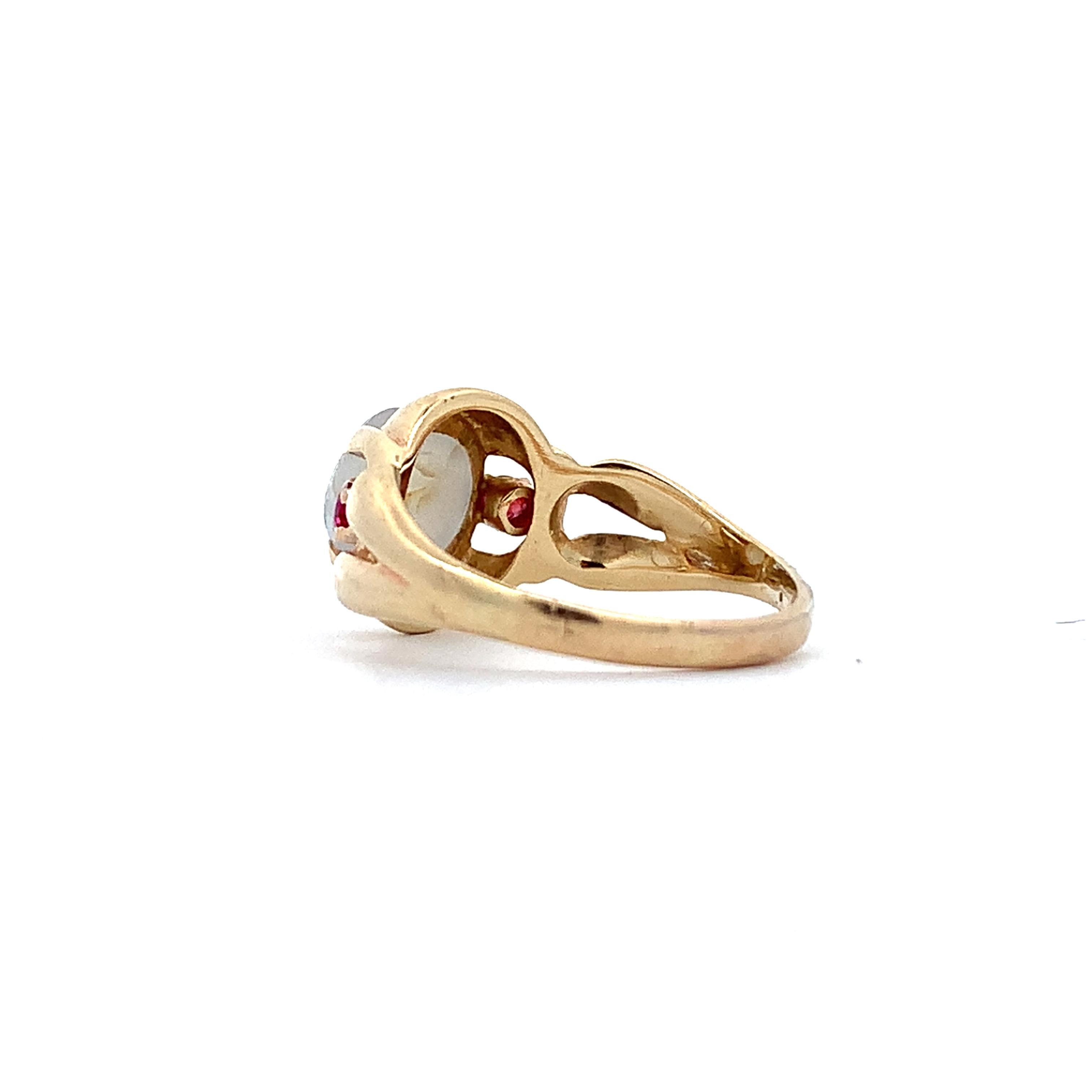 Vintage 14K Yellow Gold Sugarloaf Quartz & Single Cut Ruby Accent Ring Size 6.5