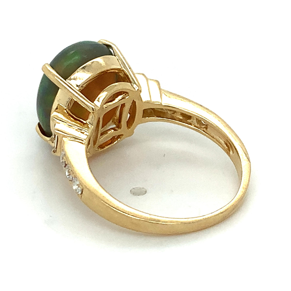 Vintage 14k Yellow Gold Oval Welo Jelly Opal & Side Stone Diamonds Cocktail Ring