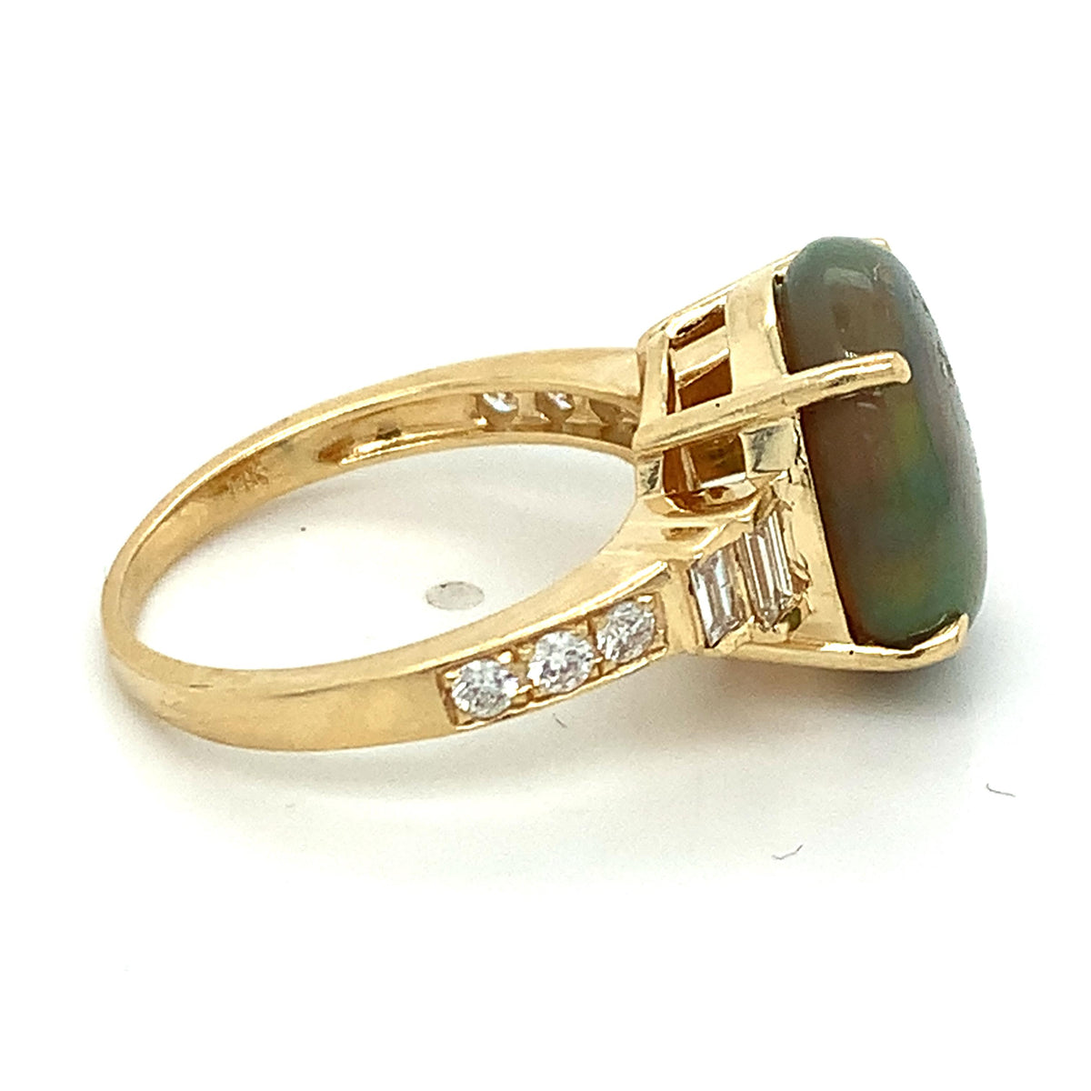 Vintage 14k Yellow Gold Oval Welo Jelly Opal & Side Stone Diamonds Cocktail Ring