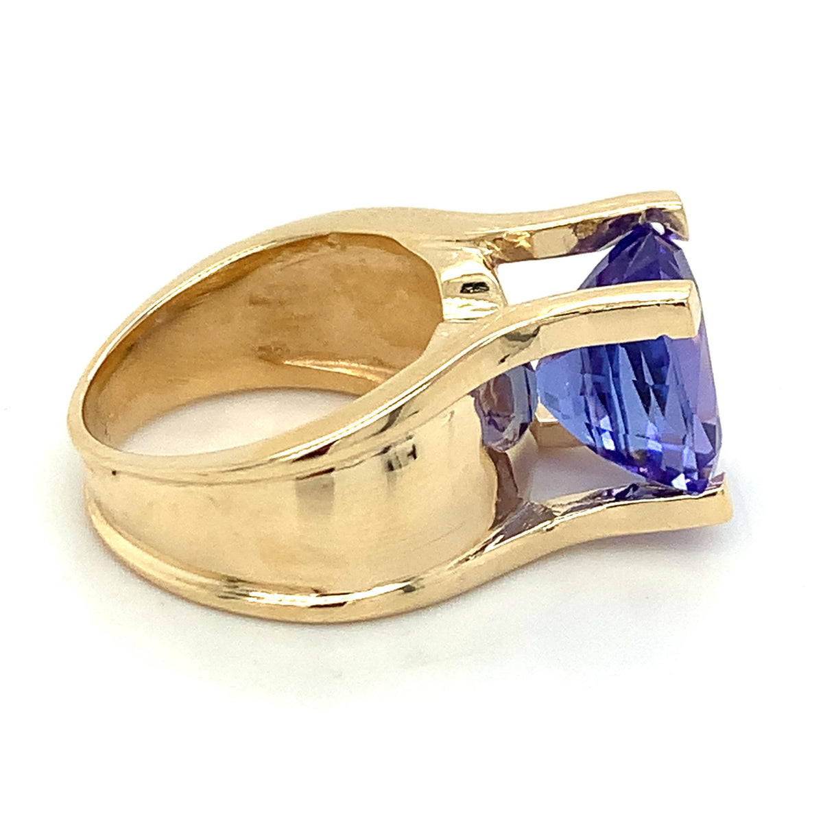 14K Gold Cushion Cut Tanzanite Flat-Tab Prongs Curved Wide Shanks Solitaire Ring