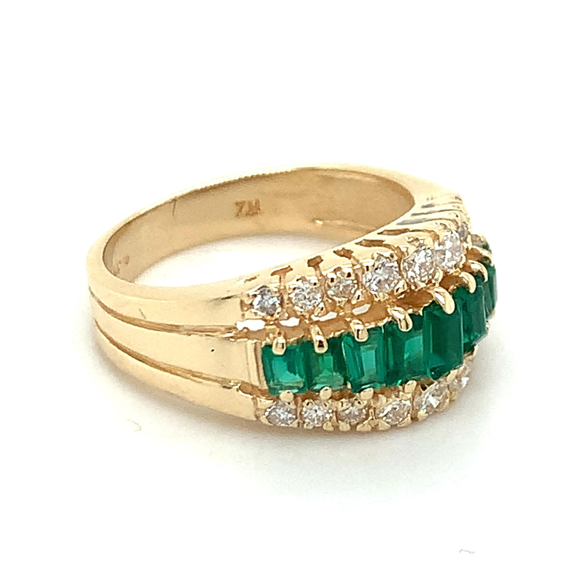 14K Gold 3 Row Prongs Set Graduated Emerald & Diamond Carved Shanks Band Ring