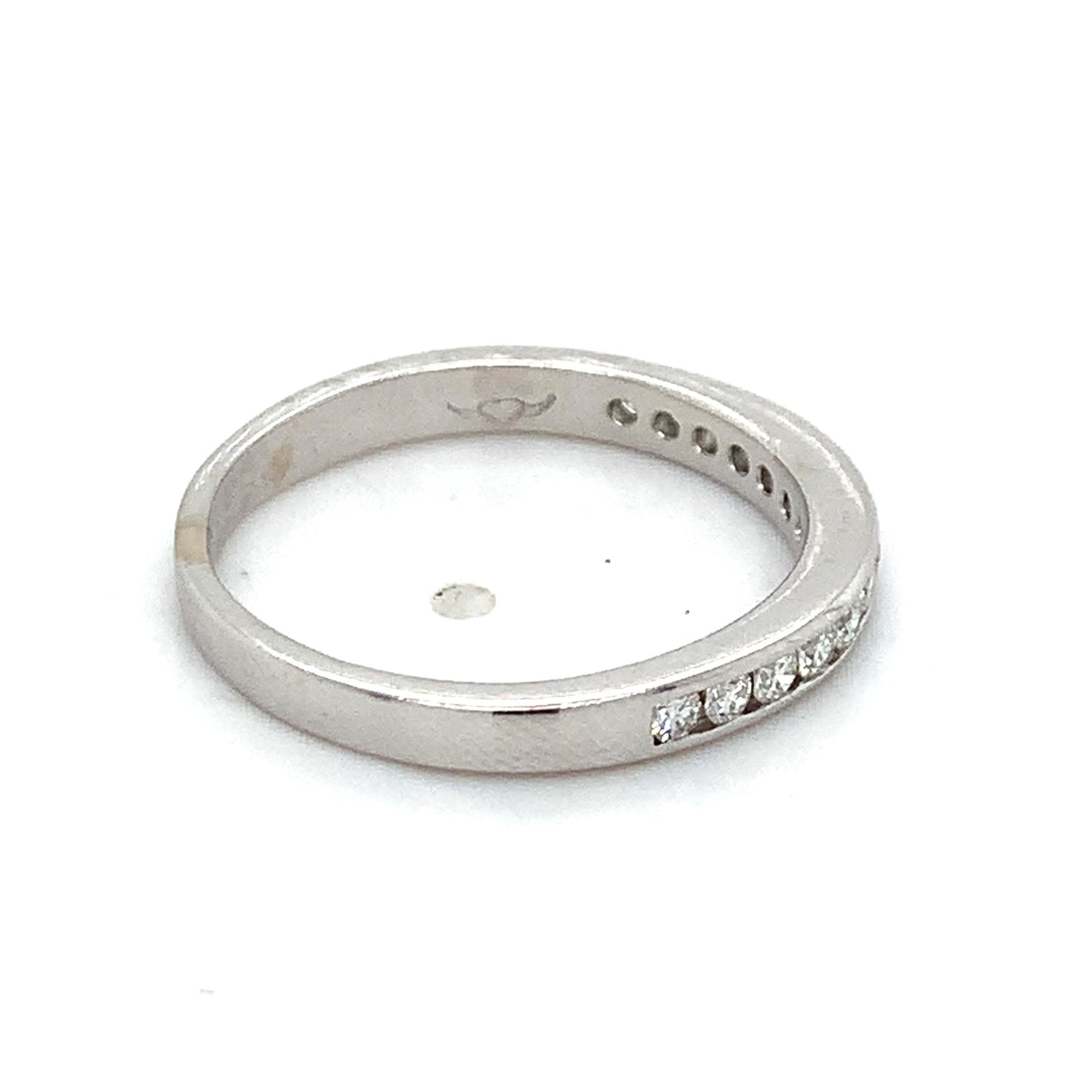 14k White Gold Round Brilliant Cut Diamond 14-Stones Halfway Channel Band Ring