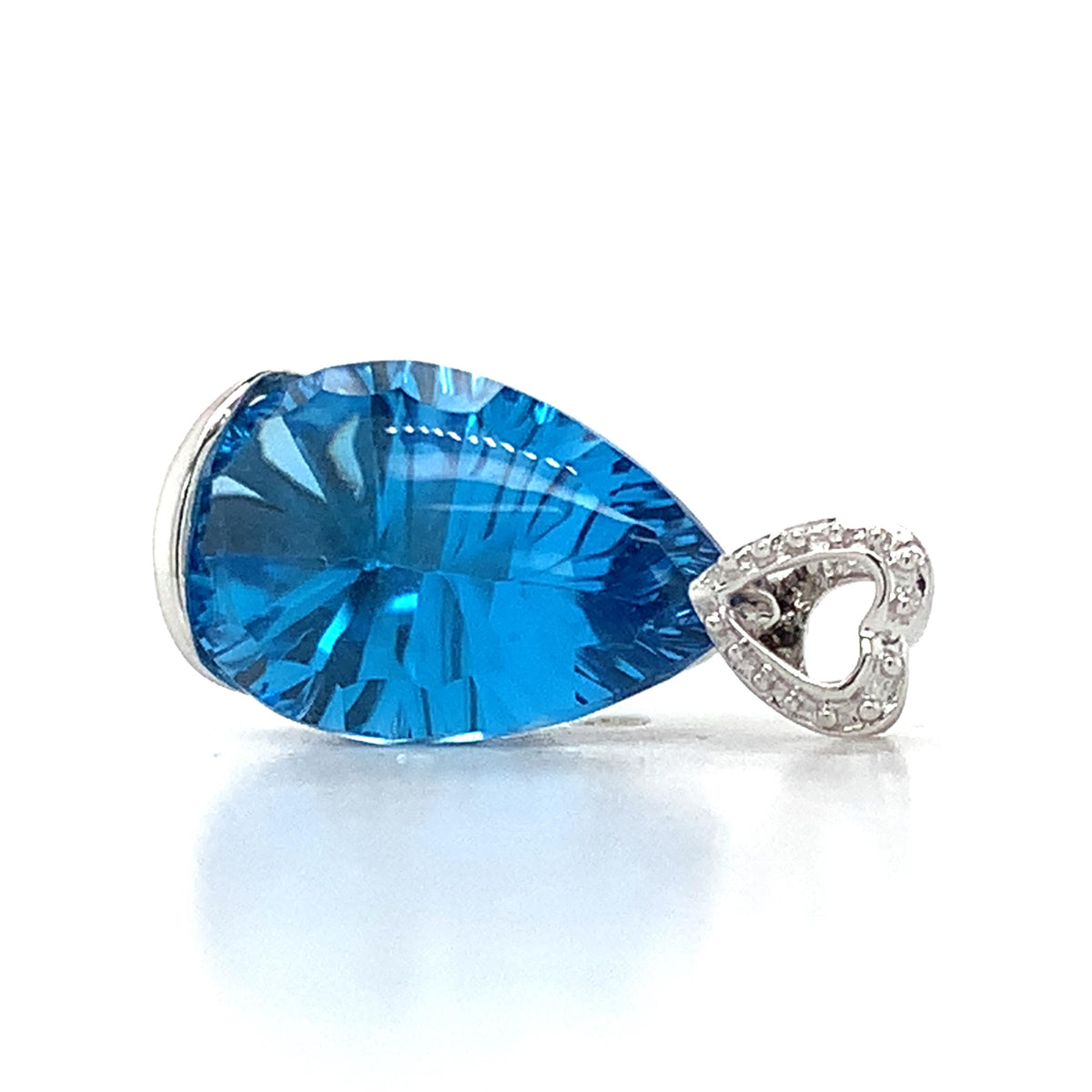 18K White Gold Teardrop Shaped Blue Topaz Beaded Heart-Shaped Loop Bail Pendant